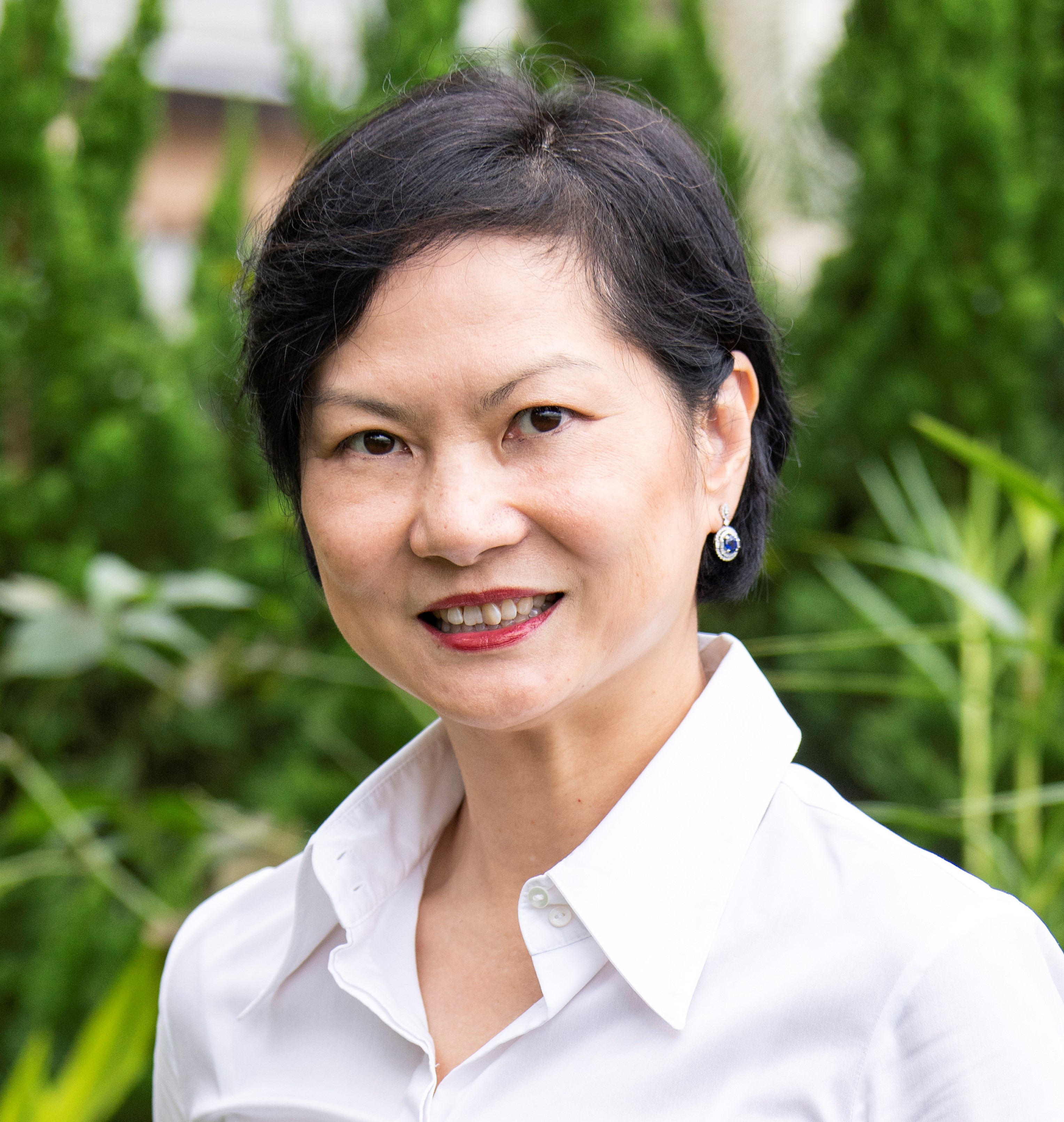 Ms. Carmen Lan